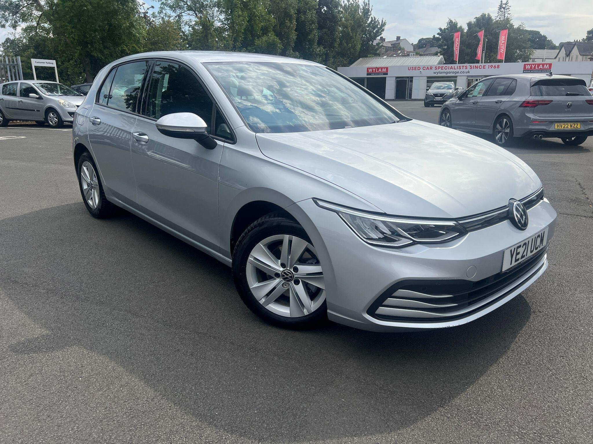 2021 VOLKSWAGEN GOLF